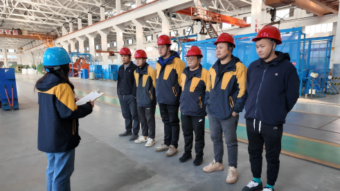 争“星”对决｜6合联盟股份多能工岗位技能竞赛挤塑工序竞逐星级精度